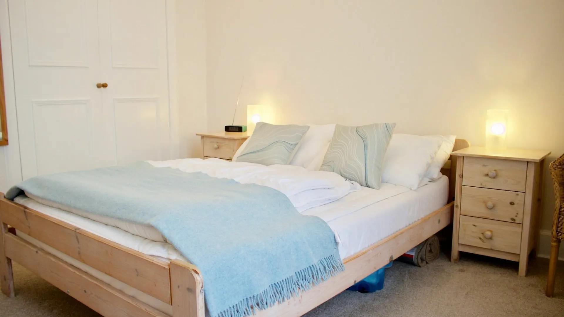 2 Bedroom Stockbridge Flat エディンバラ イギリス
